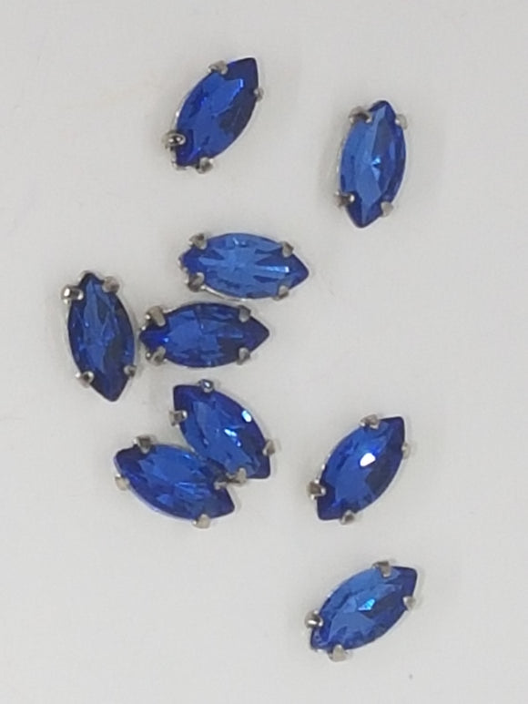 8x4MM GLASS RHINESTONE HORSE EYE MONTEE - MEDIUM BLUE