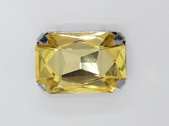 27x18x10MM GLASS RHINESTONE RECTANGLE MONTEE - CHAMPAGNE