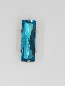 21x7MM GLASS RHINESTONE RECTANGLE MONTEE - SKY BLUE