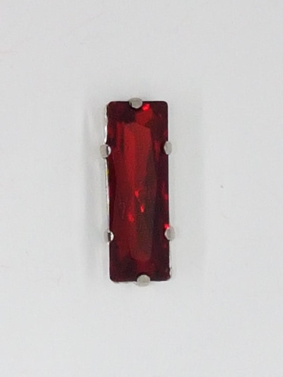 21x7MM GLASS RHINESTONE RECTANGLE MONTEE - RED
