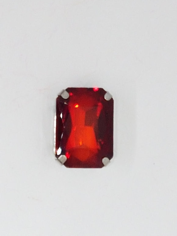 18x13MM GLASS RHINESTONE RECTANGLE MONTEE - RED