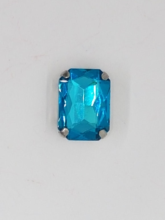 14x10MM GLASS RHINESTONE RECTANGLE MONTEE - SKY BLUE