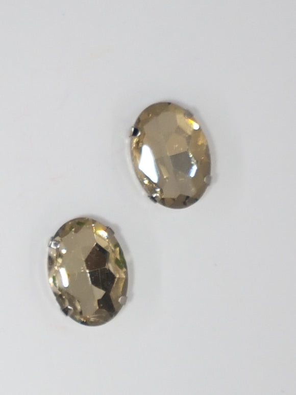 18x13MM GLASS RHINESTONE OVAL MONTEE - LIGHT SMOKEY GREY