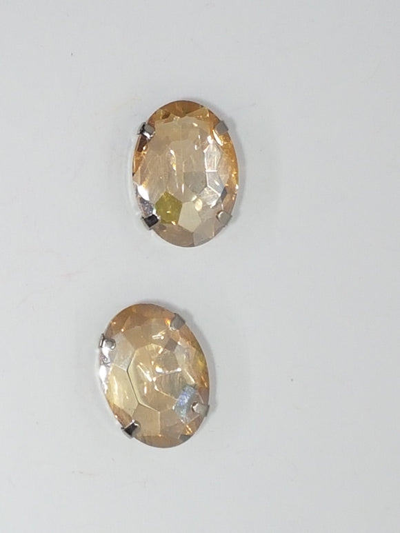 18x13MM GLASS RHINESTONE OVAL MONTEE - DARK GOLDEN ROD