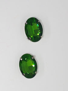 18x13MM GLASS RHINESTONE OVAL MONTEE - DARK GREEN