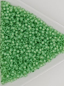 TOHO 11/0 SEED BEADS - GILT-LINED AQUAMARINE