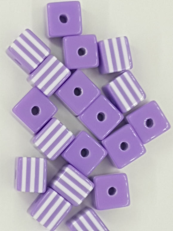 CUBES - 8MM RESIN CUBE - PURPLE