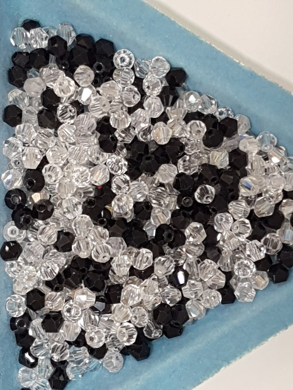 BICONES - 4MM CRYSTAL GLASS FACETED BICONES - MIXED