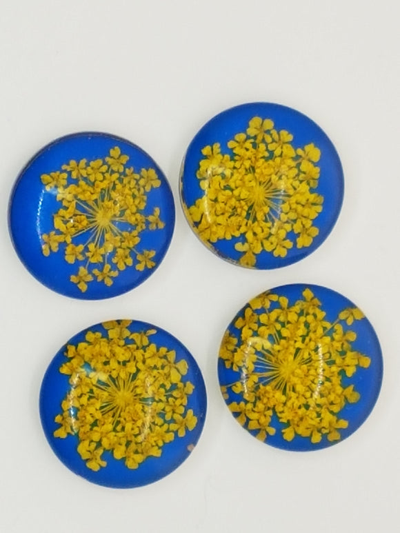 CABOCHON - 20MM GLASS H/MADE HALF DOME WITH DRIED FLOWERS