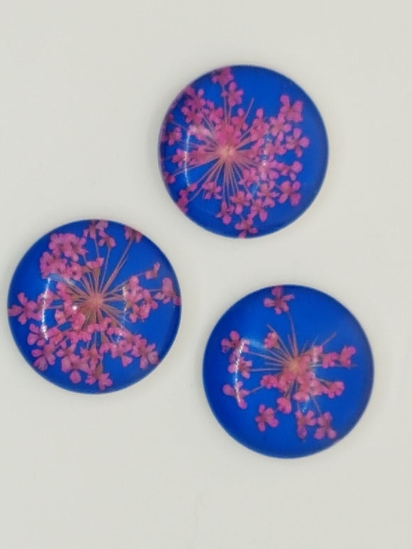 CABOCHON - 20MM GLASS H/MADE HALF DOME WITH DRIED FLOWERS
