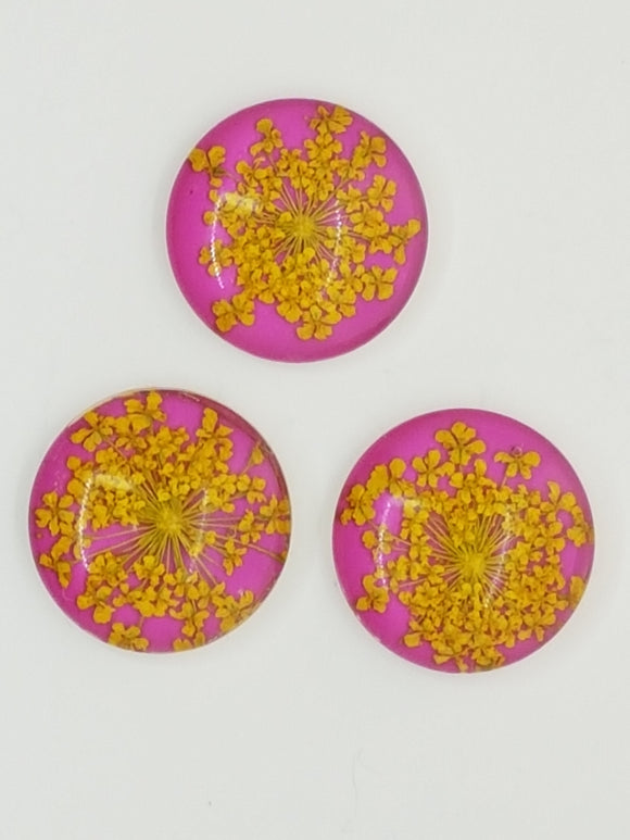 CABOCHON - 20MM GLASS H/MADE HALF DOME WITH DRIED FLOWERS