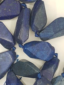 26-41 x 12-20MM NATURAL LAPIS LAZULI BEADS