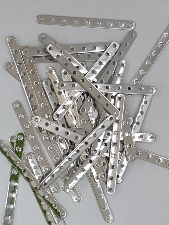 SPACER BAR - 9 HOLE - 40 X 3.5 X 0.5MM IRON -  PLATINUM COLOUR