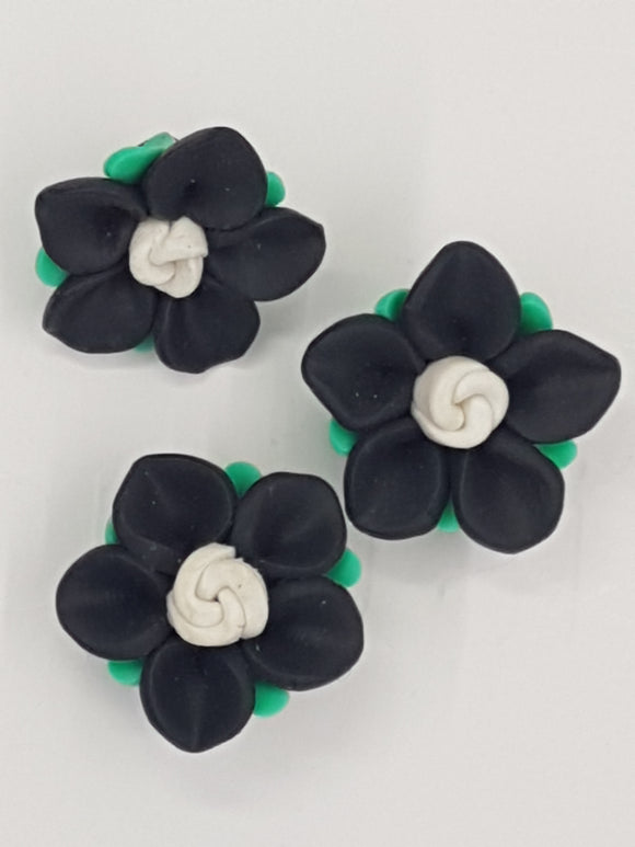 FLOWERS - 22MM POLYMER CLAY - BLACK/WHITE
