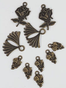 CHARMS -MIXED BOTANICALS- ANT. BRONZE COLOUR