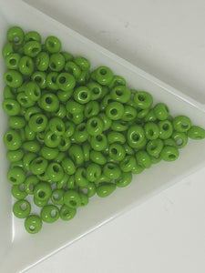 TOHO FRINGE SEED BEADS - GREEN