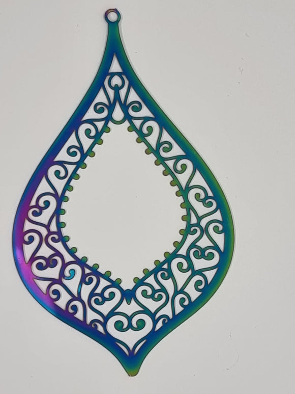 74X44.5X0.3MM 201 STAINLESS STEEL FILIGREE PENDANT/EARRING - RAINBOW ETCHED