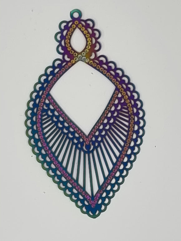 47X27.5X0.3MM 201 STAINLESS STEEL FILIGREE PENDANT/EARRING - RAINBOW ETCHED