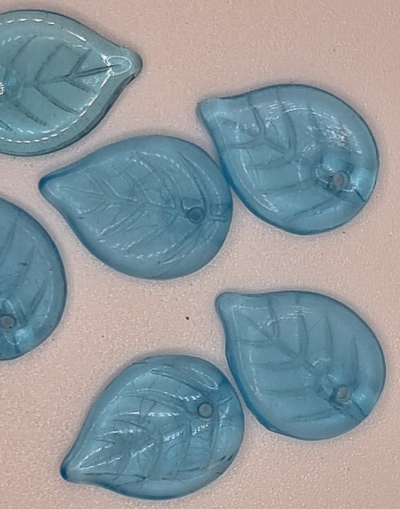 18X13X4MM CZECH GLASS TRANSPARENT LEAVES - LIGHT BLUE
