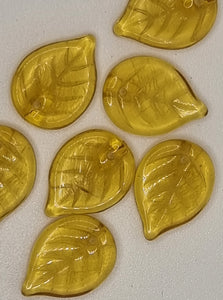18X13X4MM CZECH GLASS TRANSPARENT LEAVES - SUNSHINE