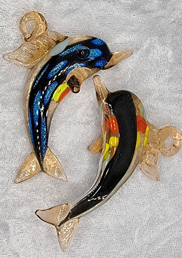 PENDANT - GLASS/DICHROIC DOLPHIN - 68 X 48MM - AMBER