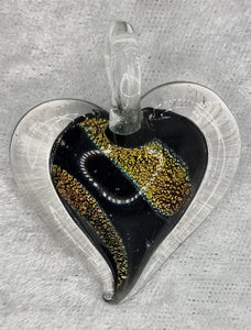 PENDANT - HEART - 40 X 35MM GLASS/DICHROIC - GREEN/GOLD