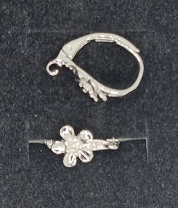 EARRING FINDINGS - LEAVERBACK - PLATINUM PLATED WITH FLOWER/LOOP