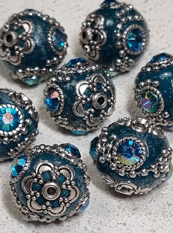 18-20MM INDONESIAN ROUND BEADS - TEAL