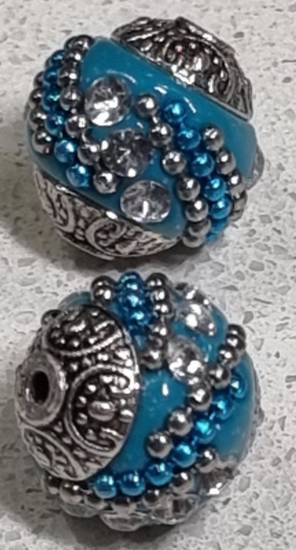15MM INDONESIAN ROUND BEADS -LIGHT BLUE