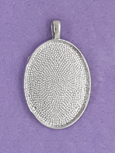 BEZEL - 38 X 34MM OVAL BEZEL - ANTIQUE SILVER