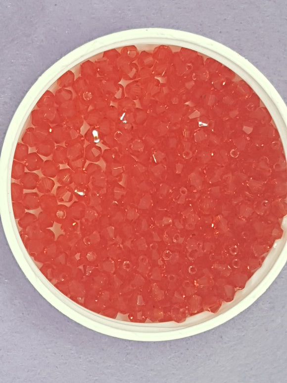 BICONES - 4MM CRYSTAL GLASS FACETED BEADS - GRADE AA - RED (14)