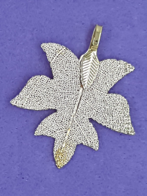 CHARMS - LEAVES - 40 X 35 PLATED - GOLDEN COLOUR