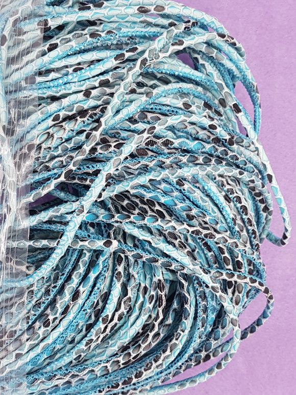 CORD - IMITATION LEATHER  - 3MM - IMIT. SNAKE SKIN - CYAN COLOUR