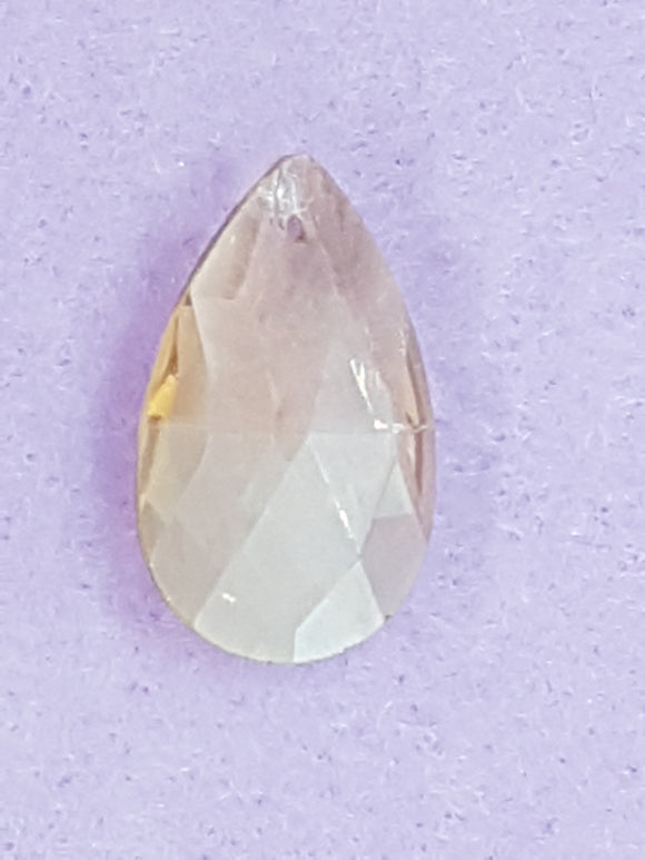 TEARDROPS - 28 x 17MM FACETED GLASS - APRICOT