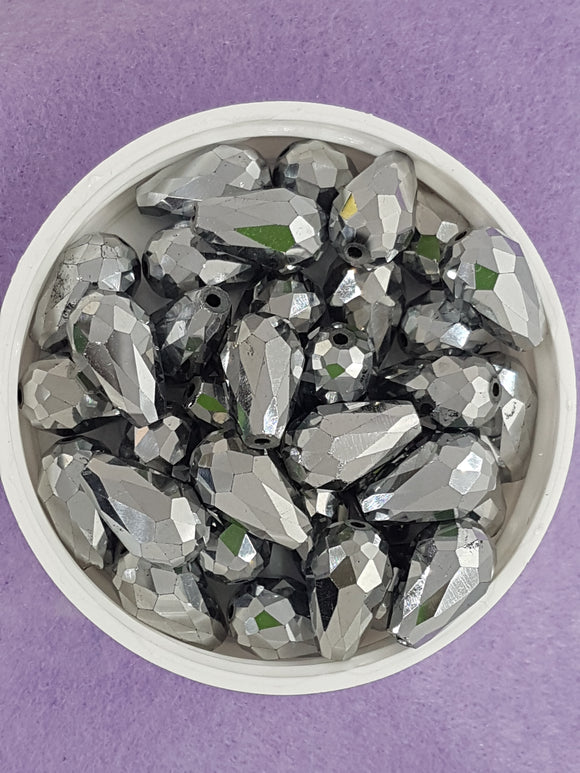 TEARDROPS - 15 X 10MM FACETED GLASS - SILVER PLATED