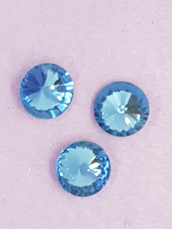 RIVOLI - 18MM GLASS ROUND - ICE BLUE