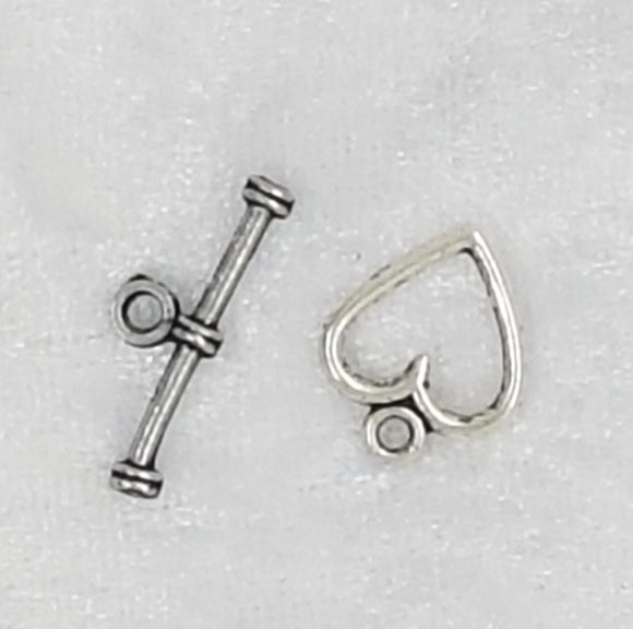 TOGGLES - ANTIQUE SILVER COLOUR HEARTS
