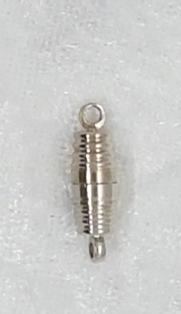 CLASPS - MAGNETIC - BRASS - PLATINUM COLOUR CLASP